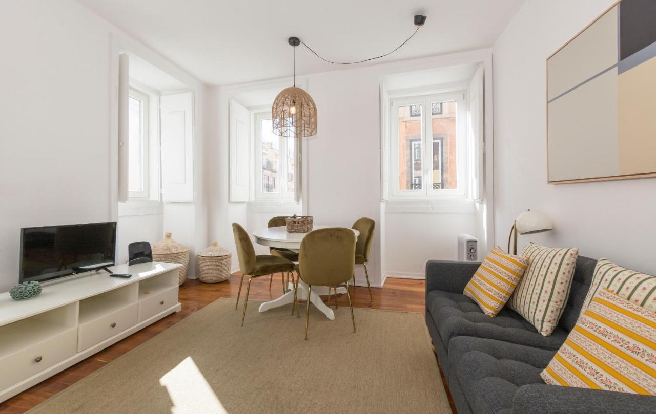 Live Like A Local @ Casa Da Esquina - Wifi & A/C Apartment Lisbon Exterior photo